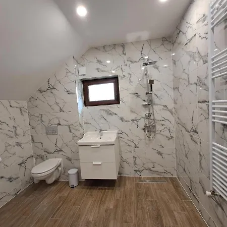 тиловите къщи Villa Ribarica
