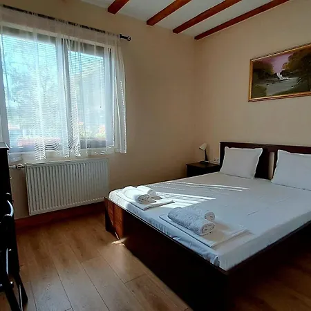 тиловите къщи Villa Ribarica