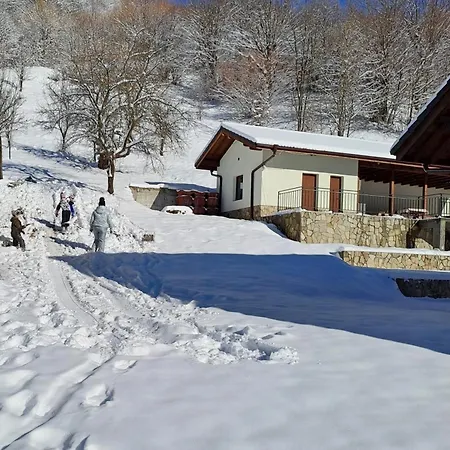 Villa тиловите къщи Ribarica