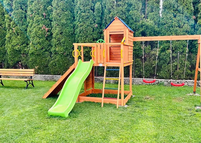 тиловите къщи Willa Ribarica